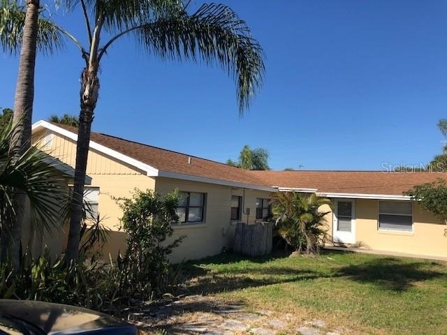 7105 Poinsetta Avenue - Photo 0