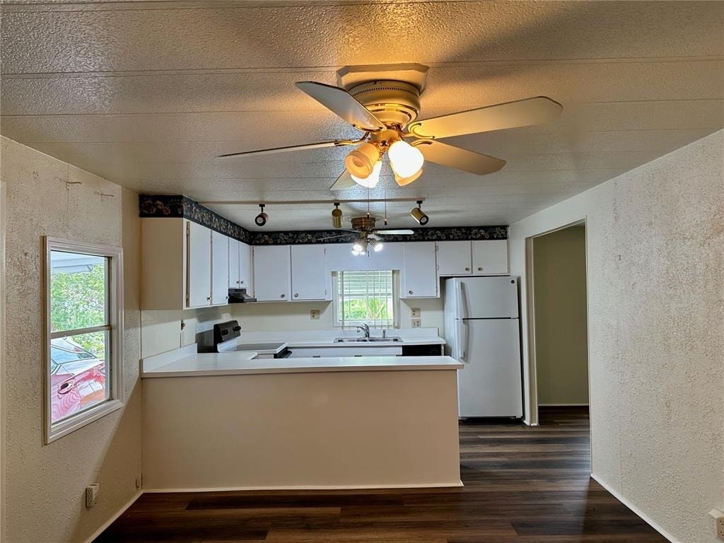 13338 Orange Blossom Street - Photo 6