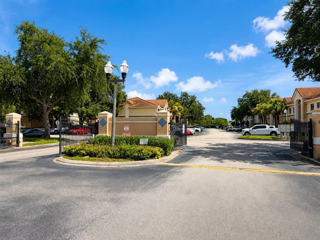 13226 Galicia Street - Photo 6