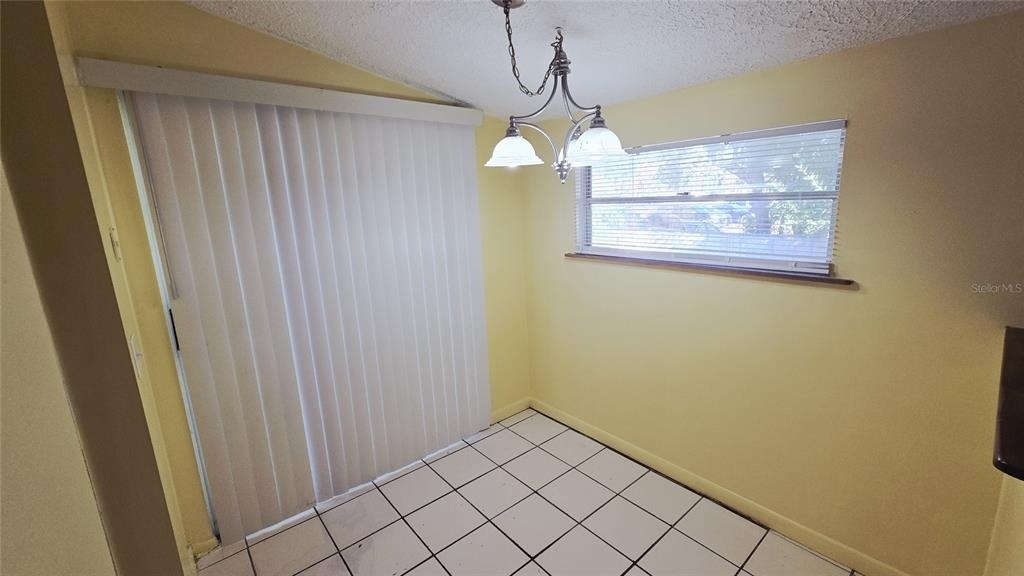 1715 Bentley Boulevard - Photo 7