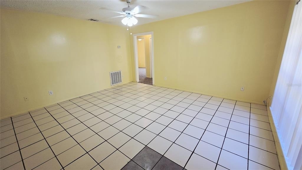 1715 Bentley Boulevard - Photo 1