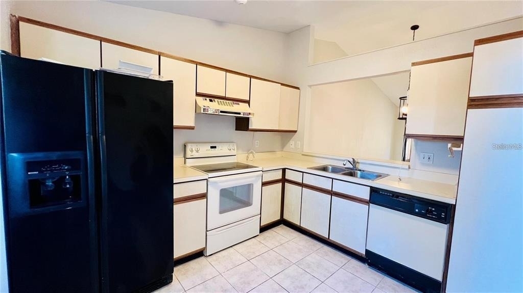 2531 King Oak Circle - Photo 2