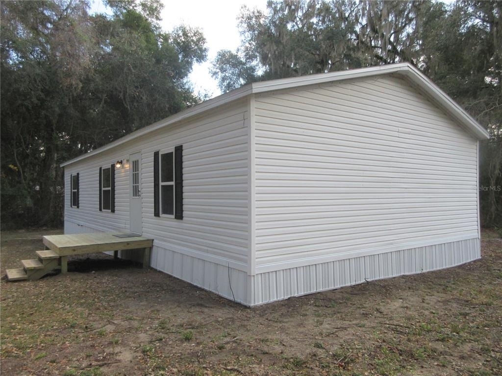 2960 Ne 159th Place - Photo 1