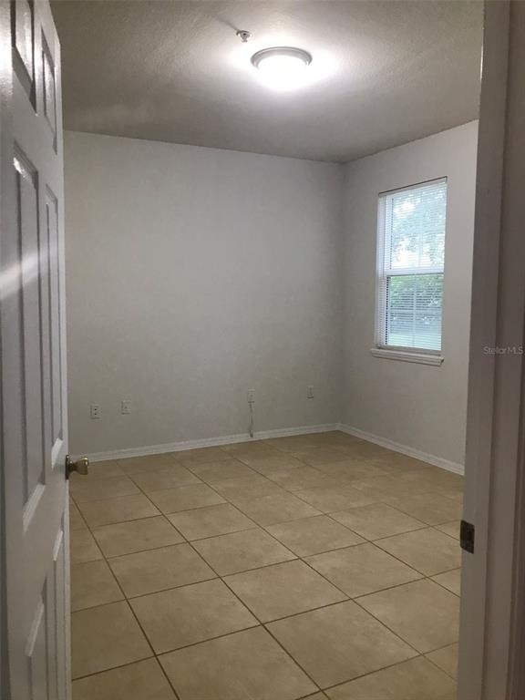 6627 Queens Borough Avenue - Photo 12