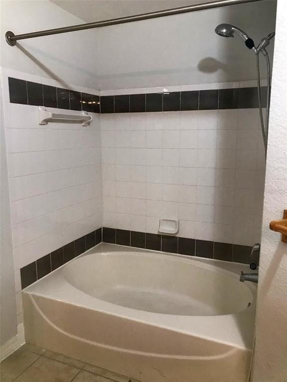 6627 Queens Borough Avenue - Photo 18