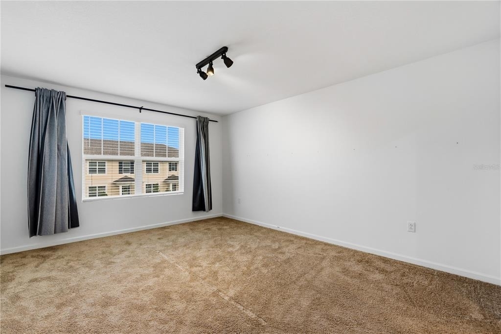 9844 Walkway Drive - Photo 10