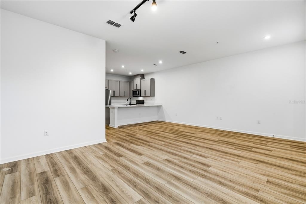 9844 Walkway Drive - Photo 2