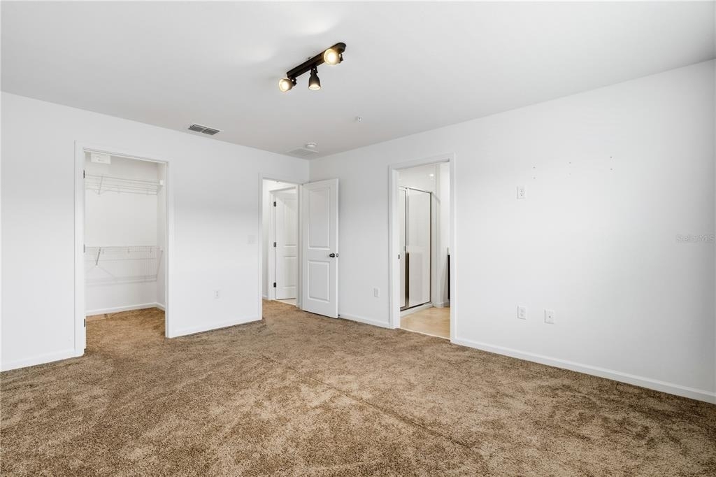 9844 Walkway Drive - Photo 11