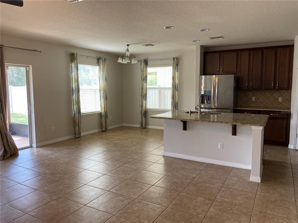 2728 Monticello Way - Photo 2