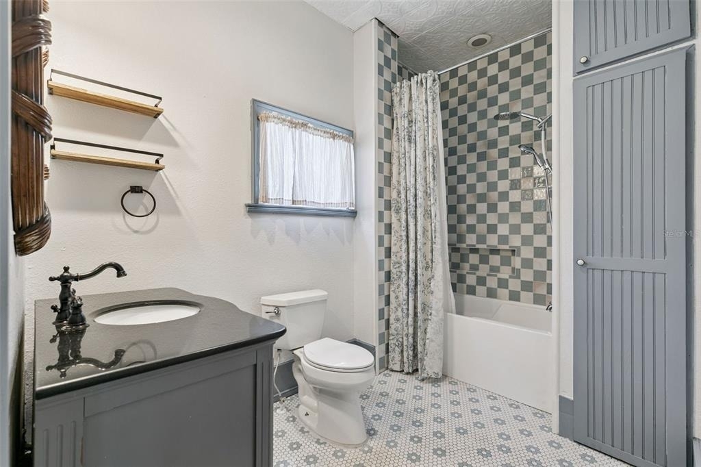 2400 S Park Avenue - Photo 28
