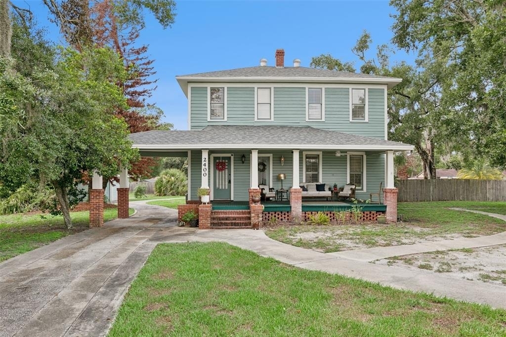 2400 S Park Avenue - Photo 0