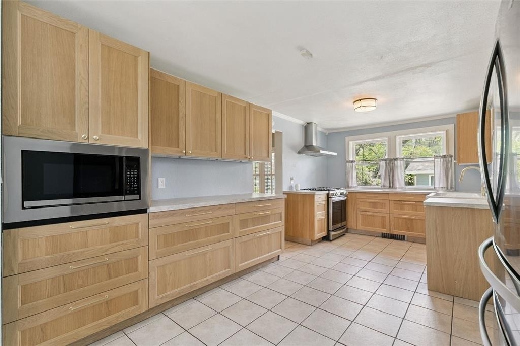 2400 S Park Avenue - Photo 11