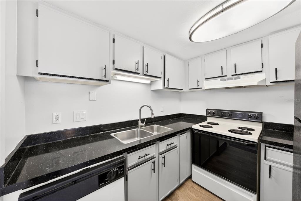 4223 S. Semoran Blvd - Photo 6