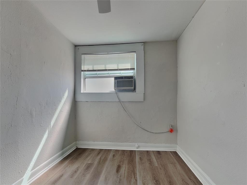 2904 W Chestnut Street - Photo 4