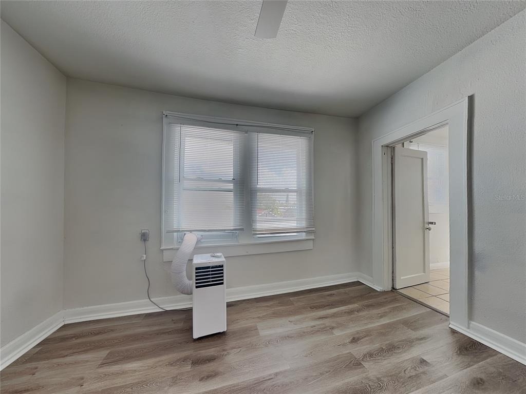 2904 W Chestnut Street - Photo 10