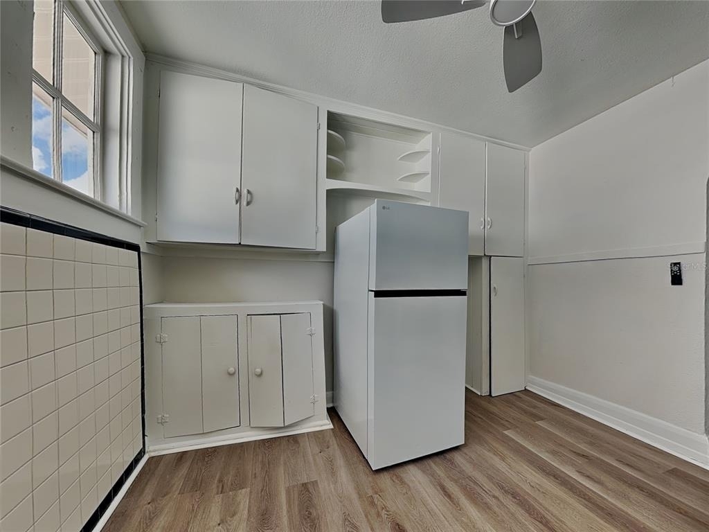 2904 W Chestnut Street - Photo 3