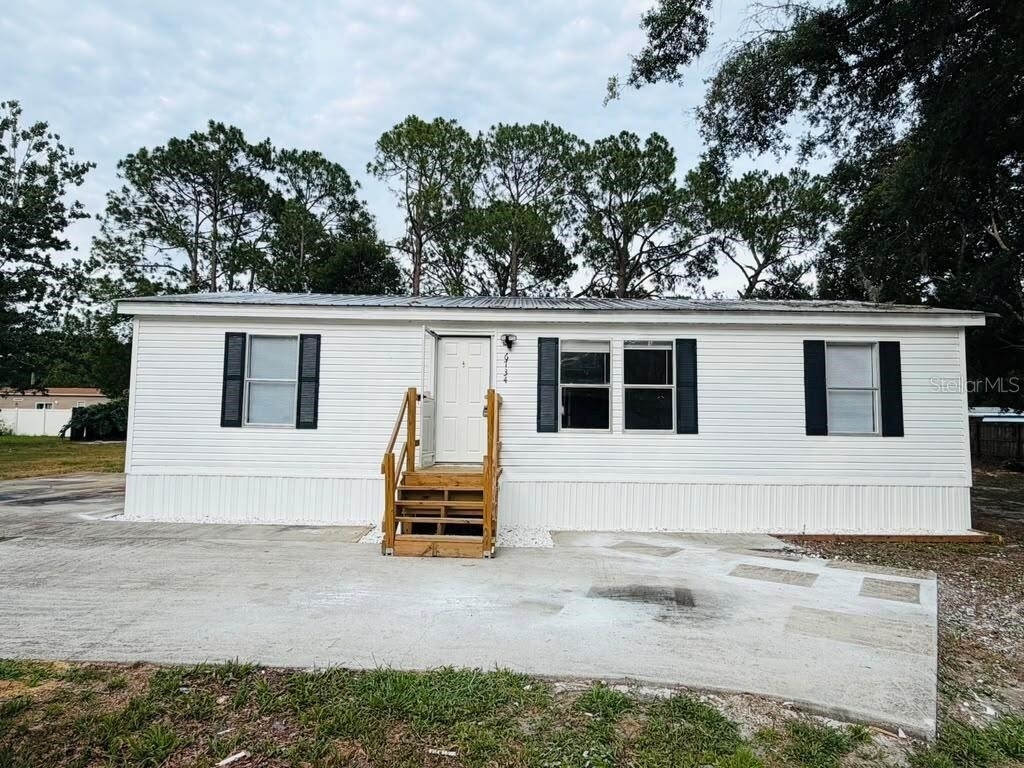 6734 Ravenwood Street - Photo 0
