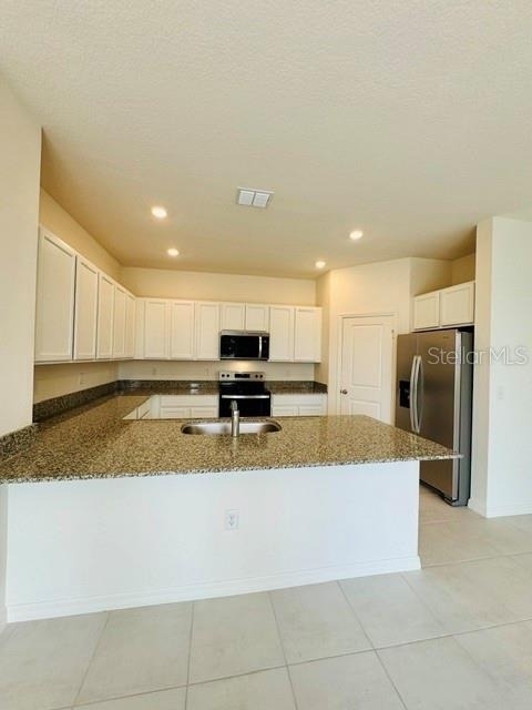 754 Overpool Avenue - Photo 3
