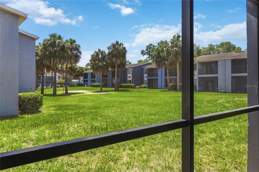 2569 N Alafaya Trail - Photo 19