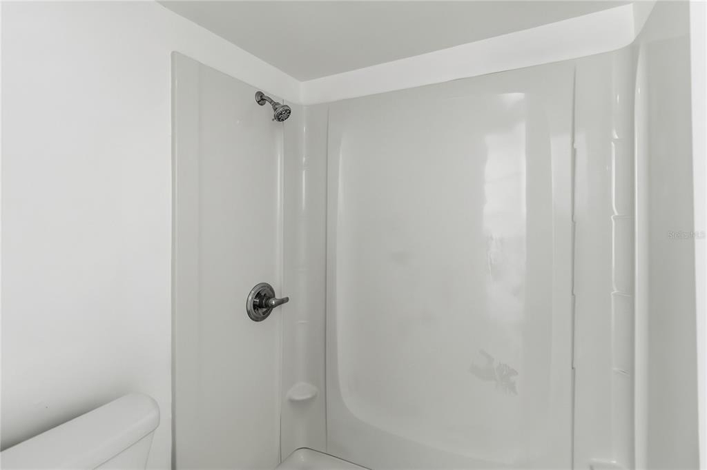 2569 N Alafaya Trail - Photo 17