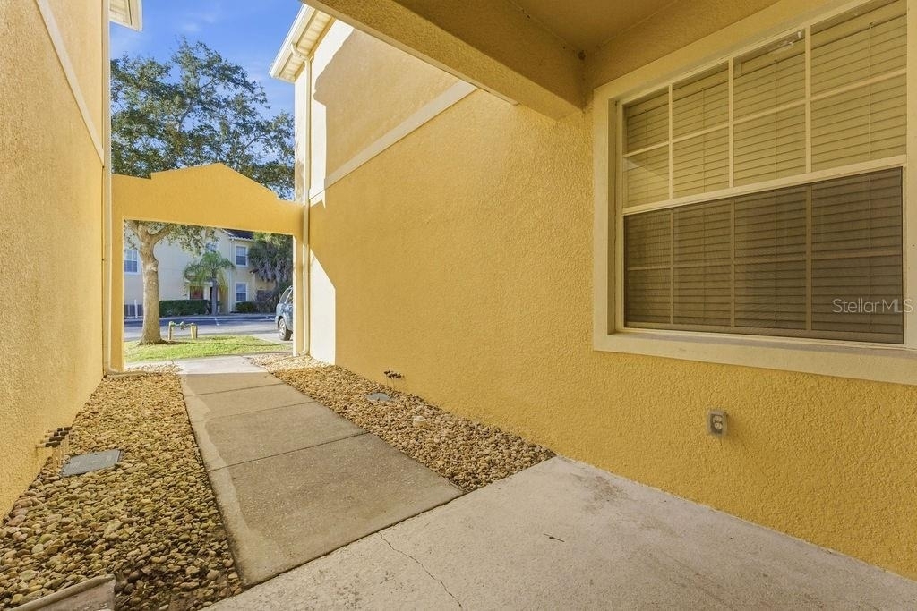 2795 Oakwater Dr - Photo 28