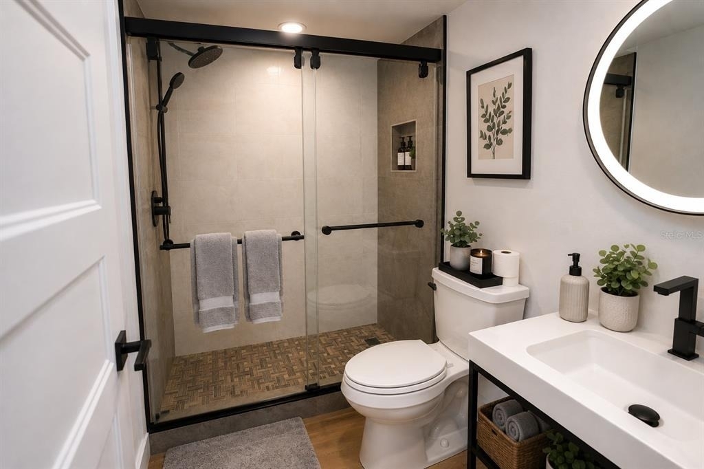 4704 Chevy Place - Photo 3