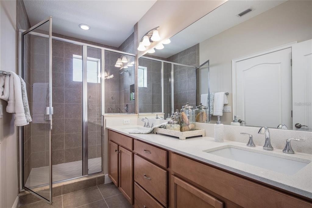 6673 Knollwood Street - Photo 7