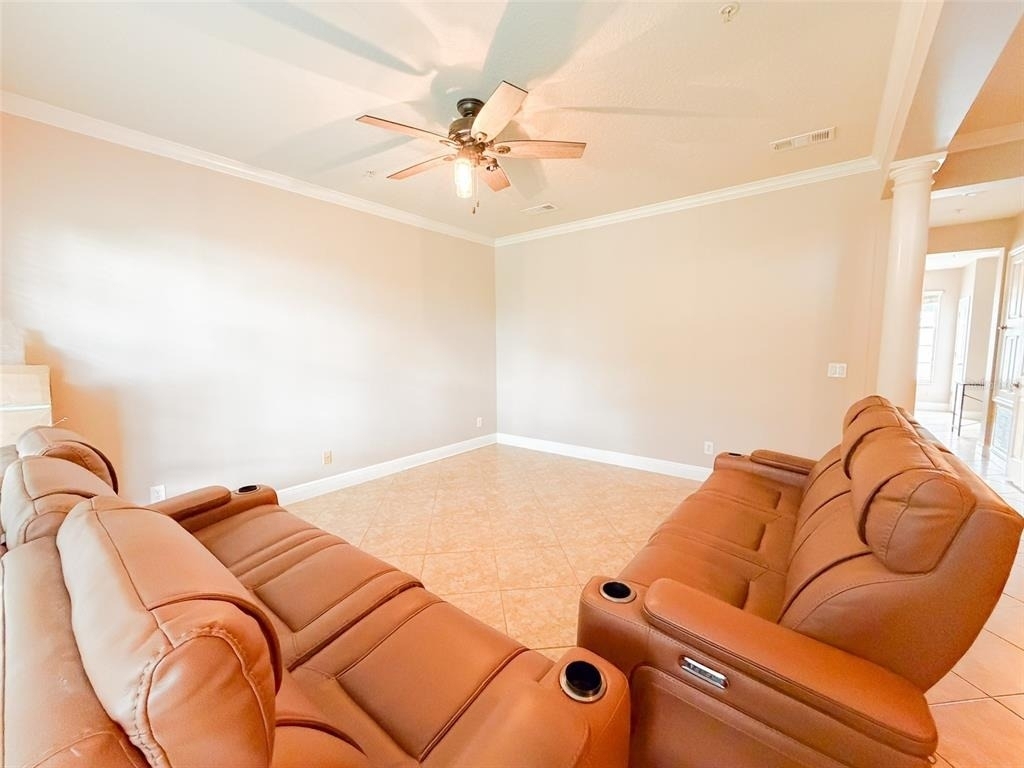 5489 Baldwin Park Street - Photo 4