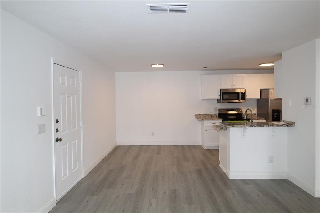 8813 Latrec Avenue - Photo 3
