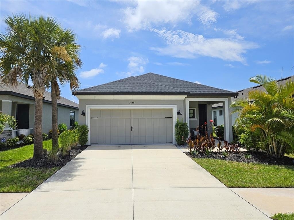 15285 Shady Palms Lane - Photo 0
