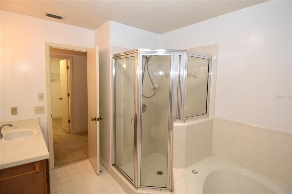 3750 Nw 53rd Road - Photo 12