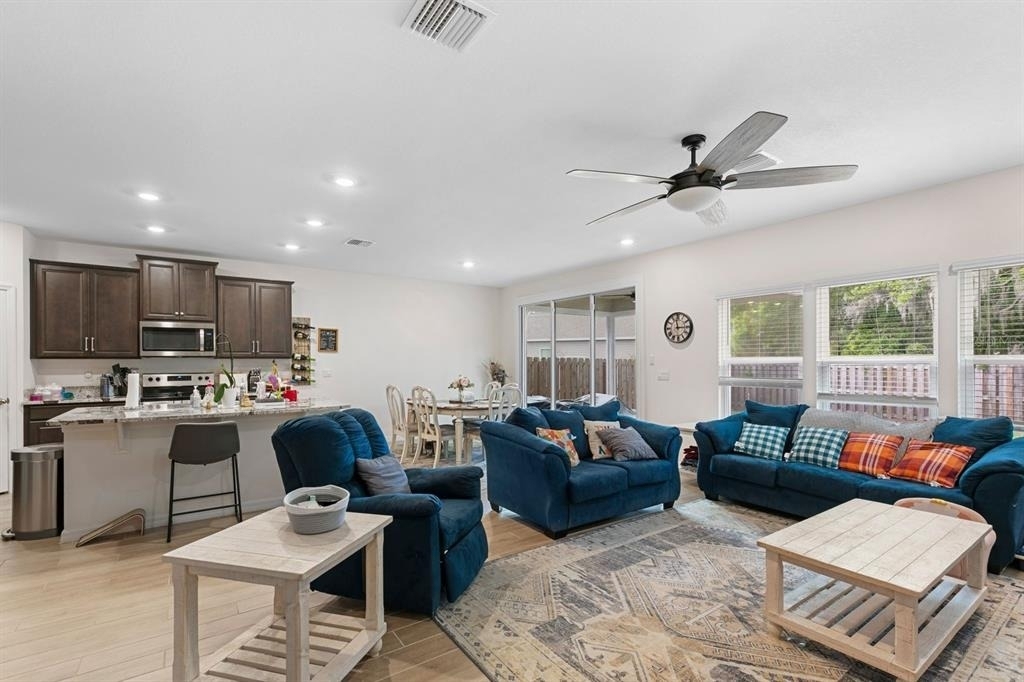 1454 Nw 136th Boulevard - Photo 4