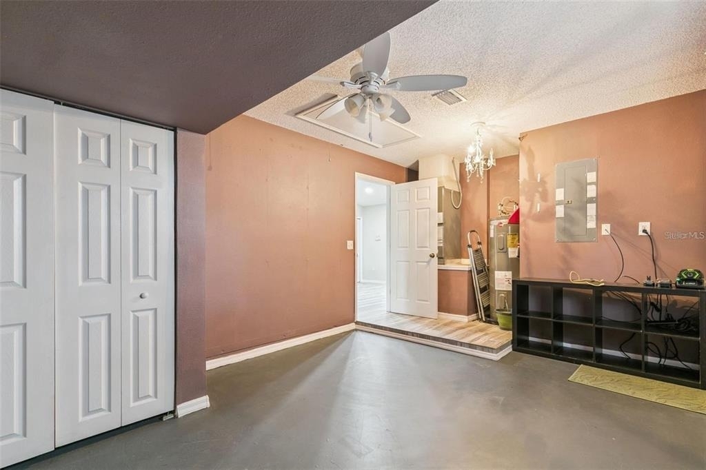 1711 Charleston Lane - Photo 17