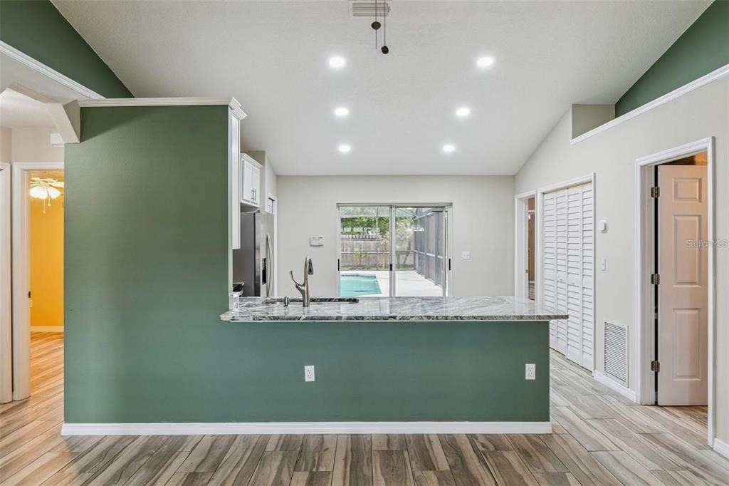 1711 Charleston Lane - Photo 9