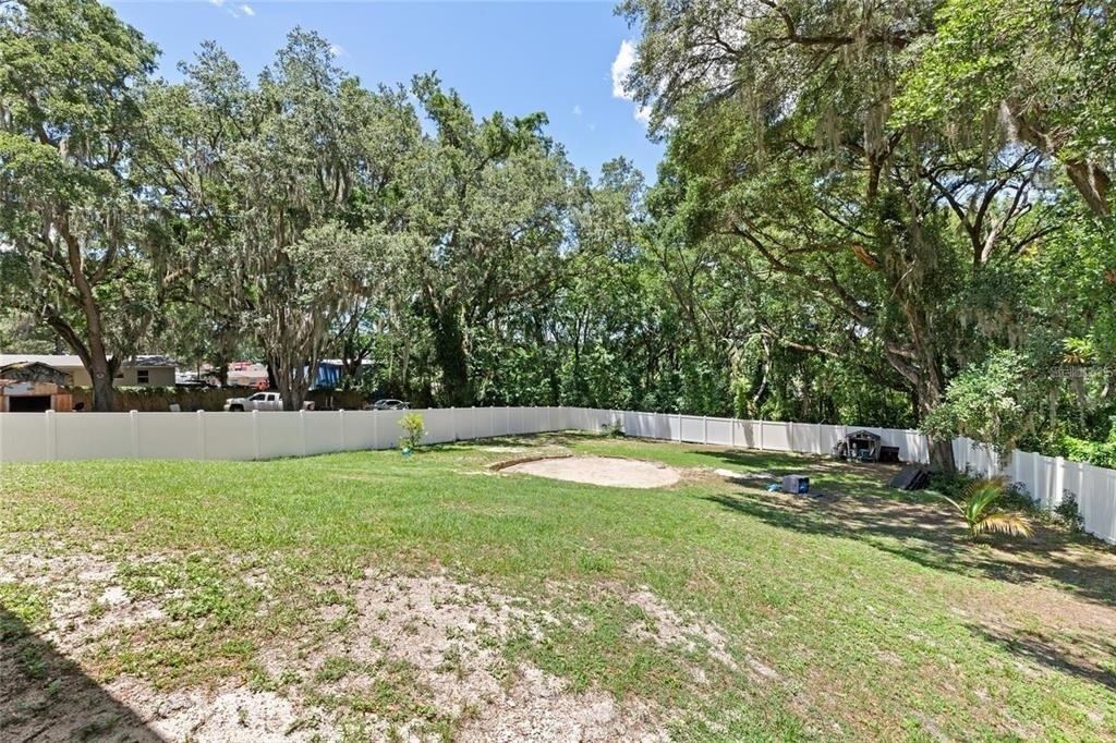 206 E Catawba - Photo 0