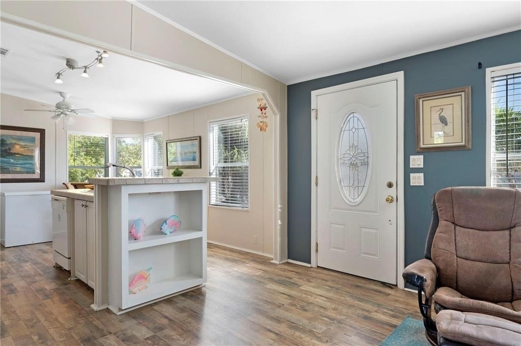 3101 Bamboo Court - Photo 2