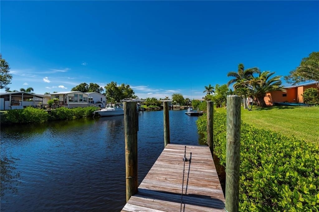 4220 Deltona Drive - Photo 30