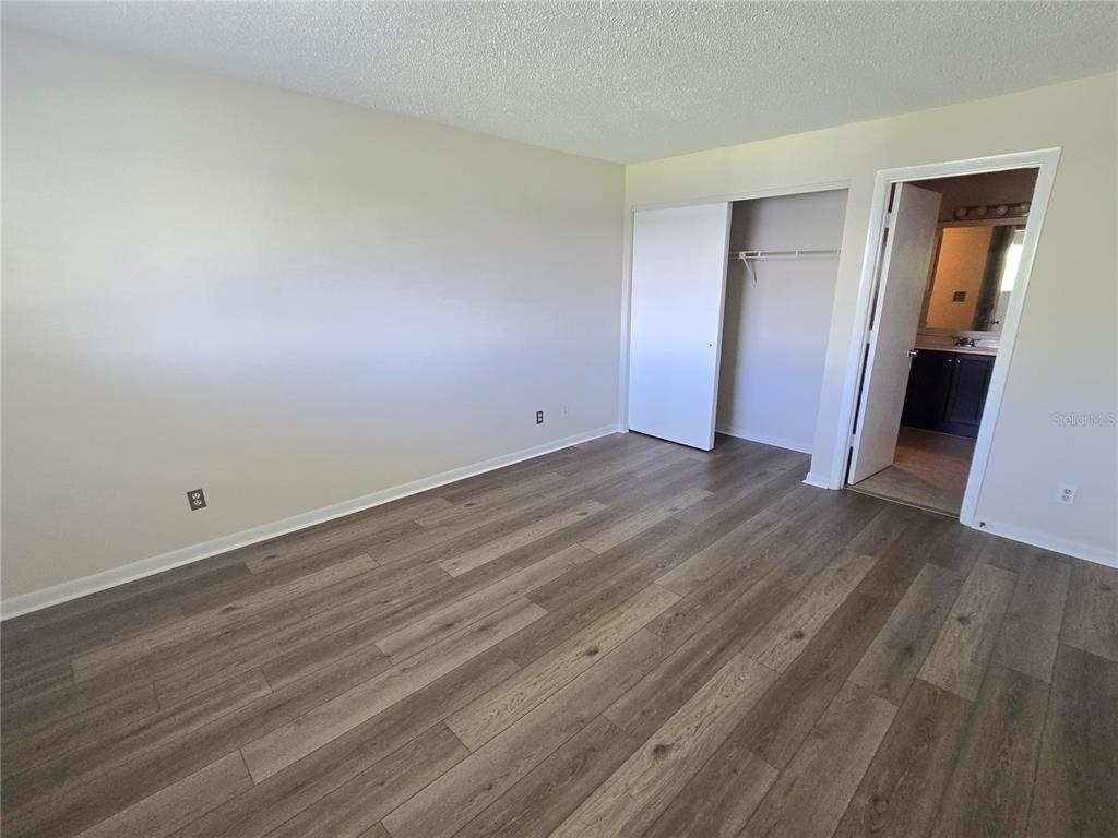 6033 34th Street W - Photo 9