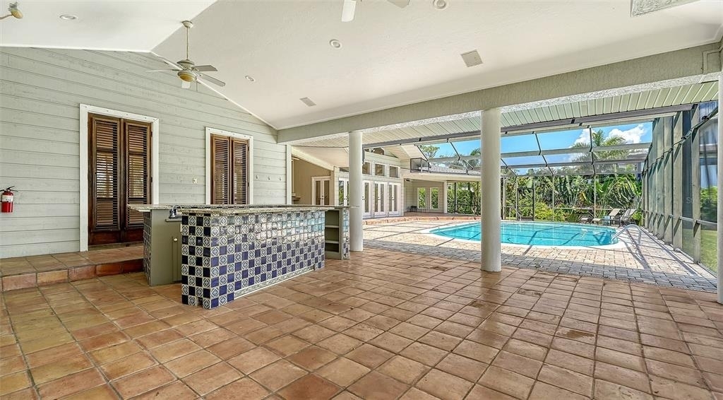 4935 Riverwood Avenue - Photo 49