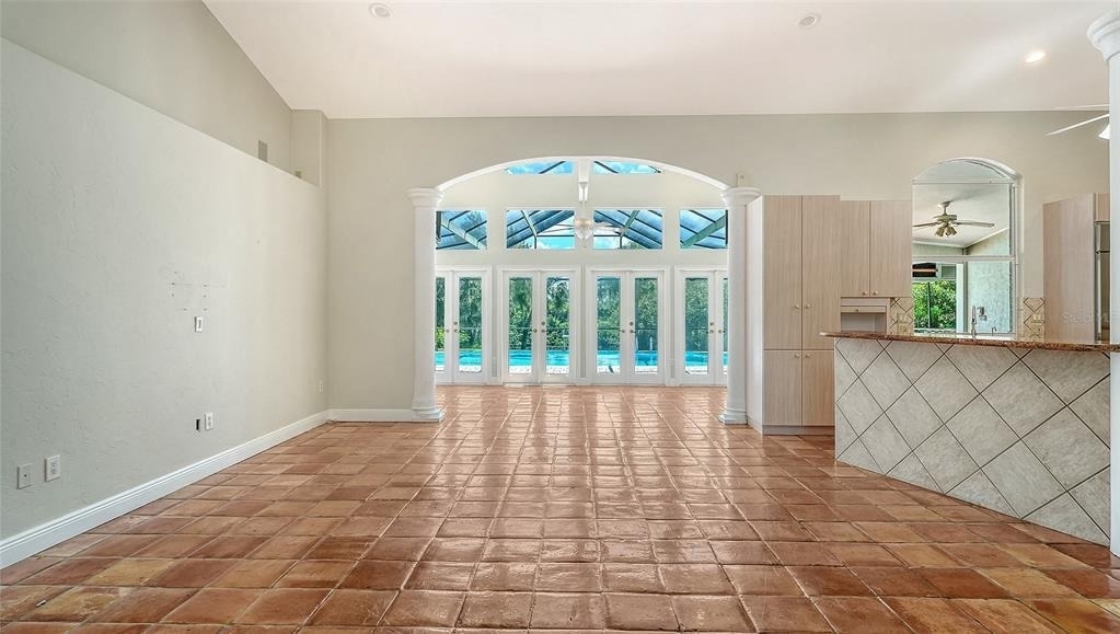 4935 Riverwood Avenue - Photo 11
