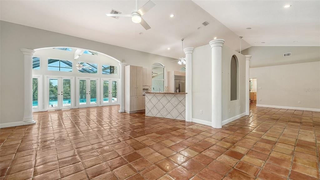 4935 Riverwood Avenue - Photo 10