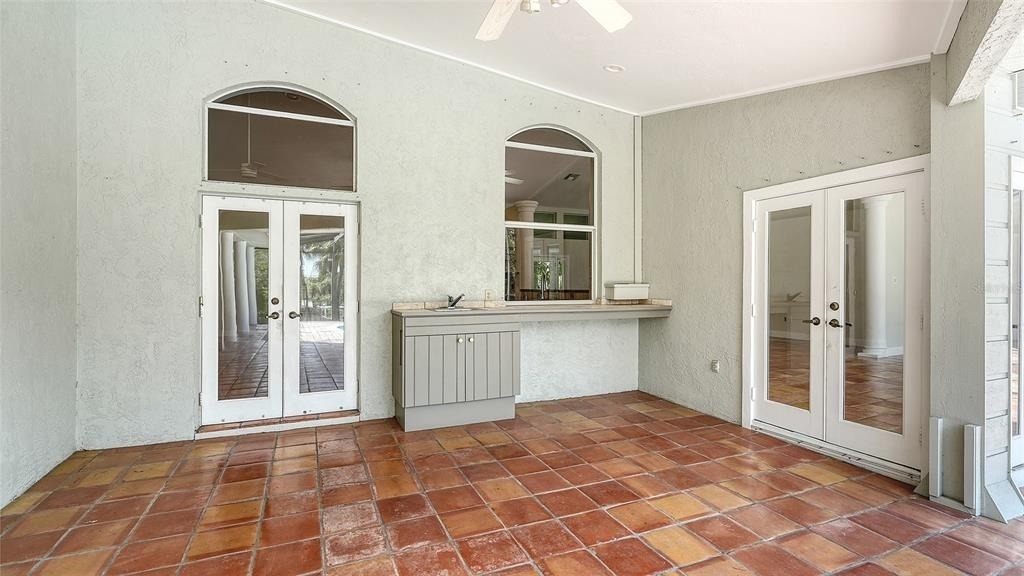 4935 Riverwood Avenue - Photo 52
