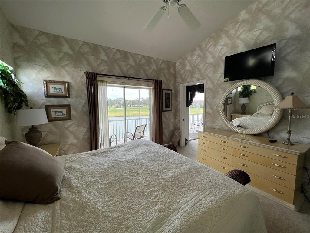 6632 Pineview Terrace - Photo 9
