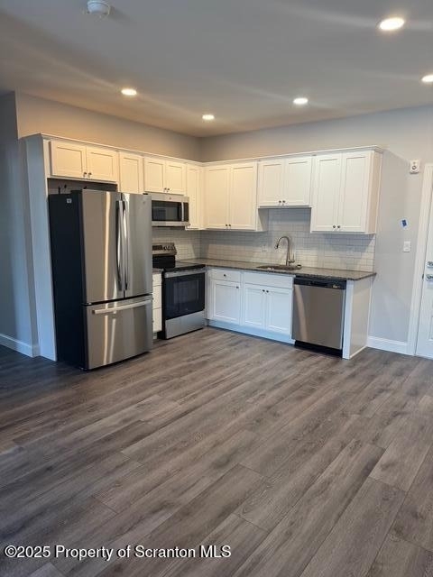 410 Circle Drive - Photo 6