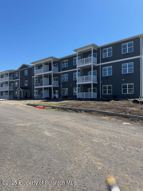 404 Circle Drive - Photo 1