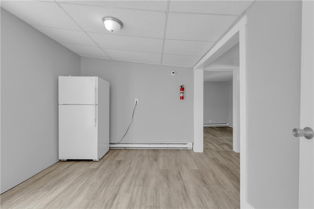 149 W Ridge Street - Photo 2