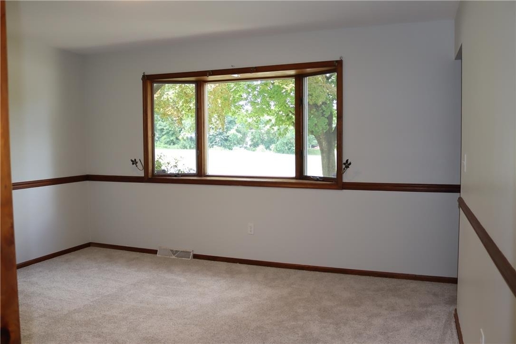3500 Lafayette Drive - Photo 10