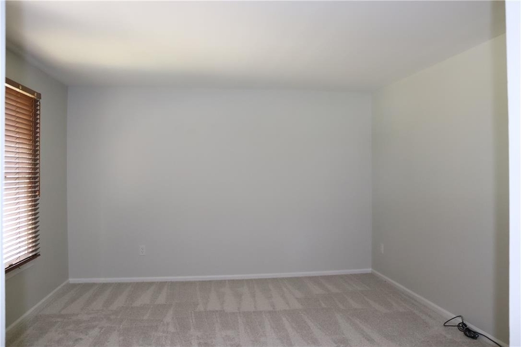 3500 Lafayette Drive - Photo 8