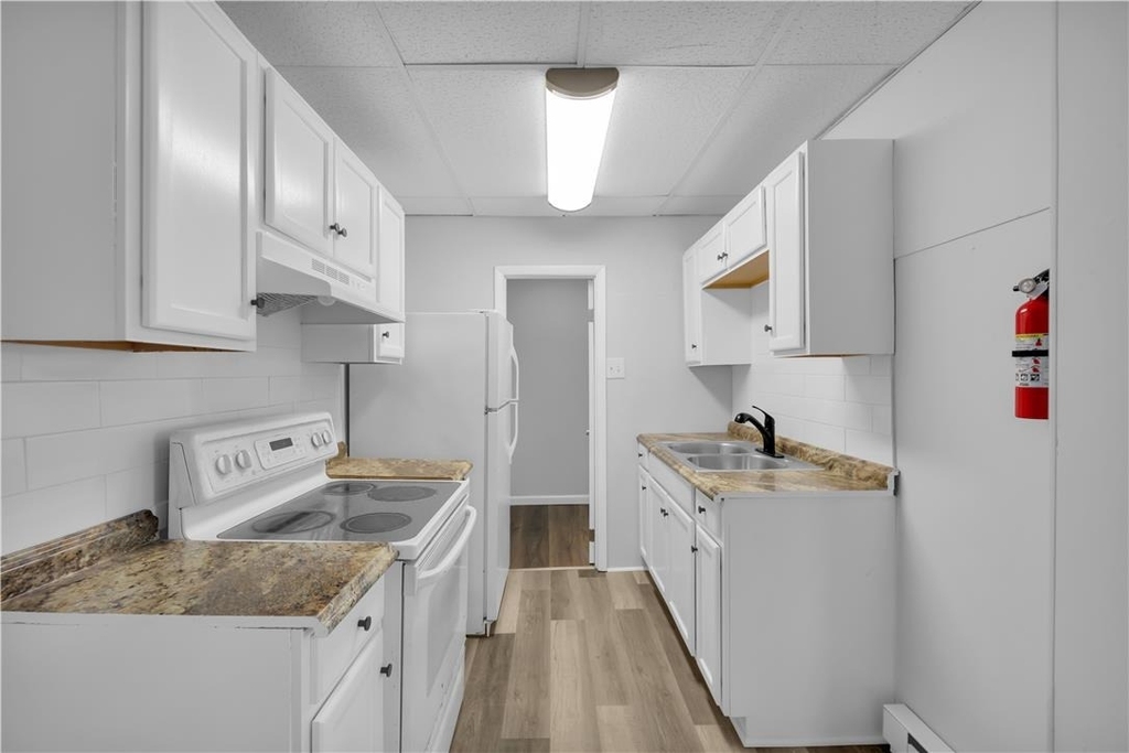 149 W Ridge Street - Photo 0