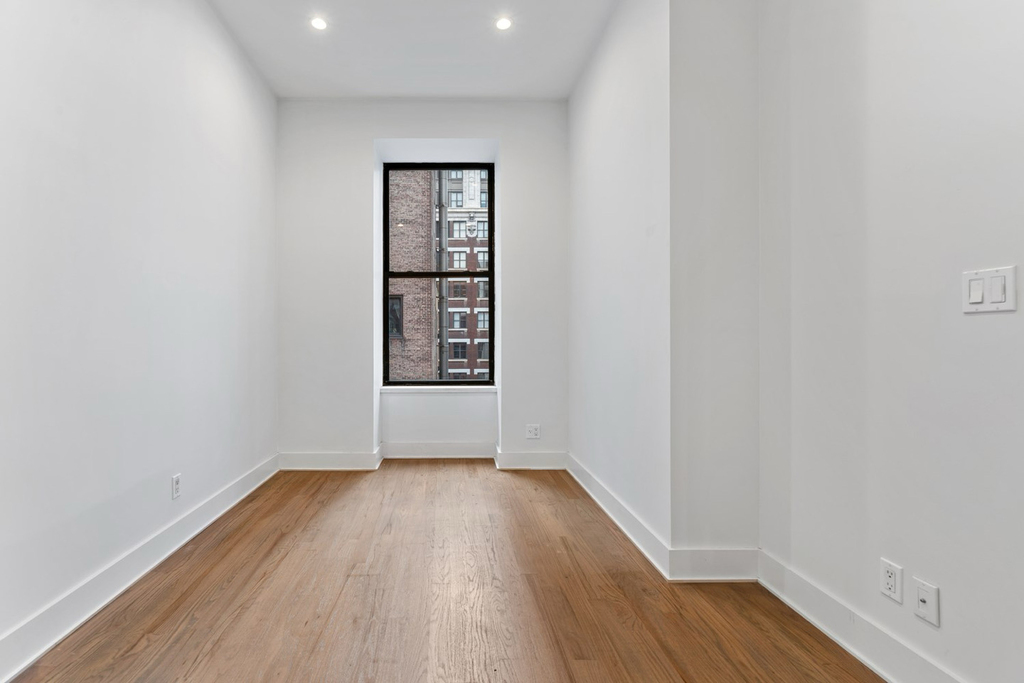 121 Madison Street - Photo 5
